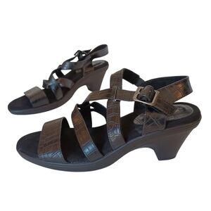 Easy Street Sandals Women's Size 9‎ Gretchen Comfort Shoe Black Crocodile Design